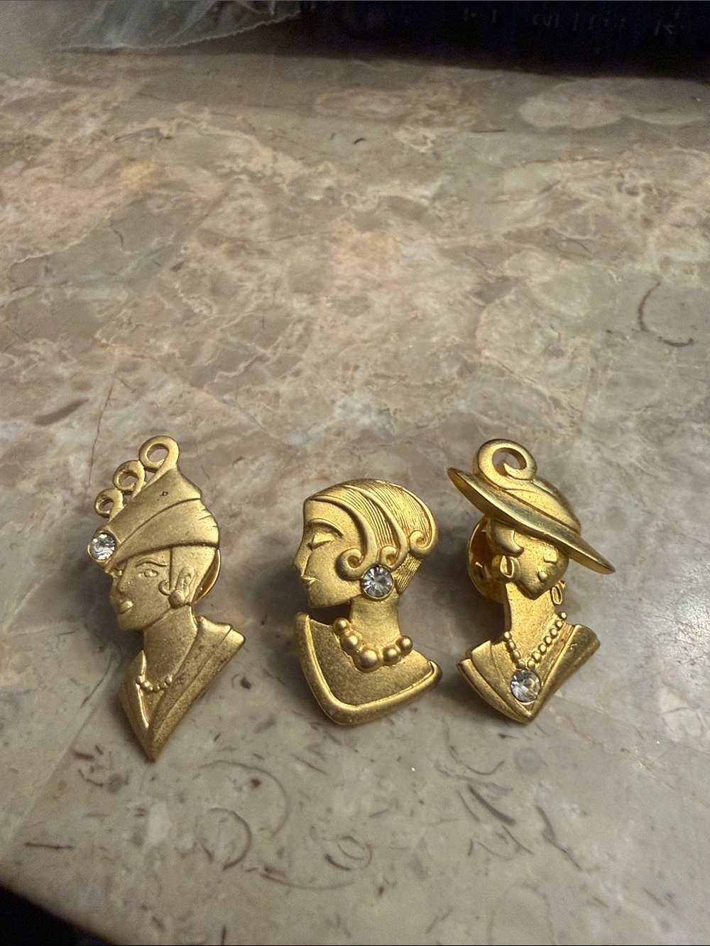 Vintage set of 3 JJ  jewelry Gold tone women’s 1920s profile scatter pins
